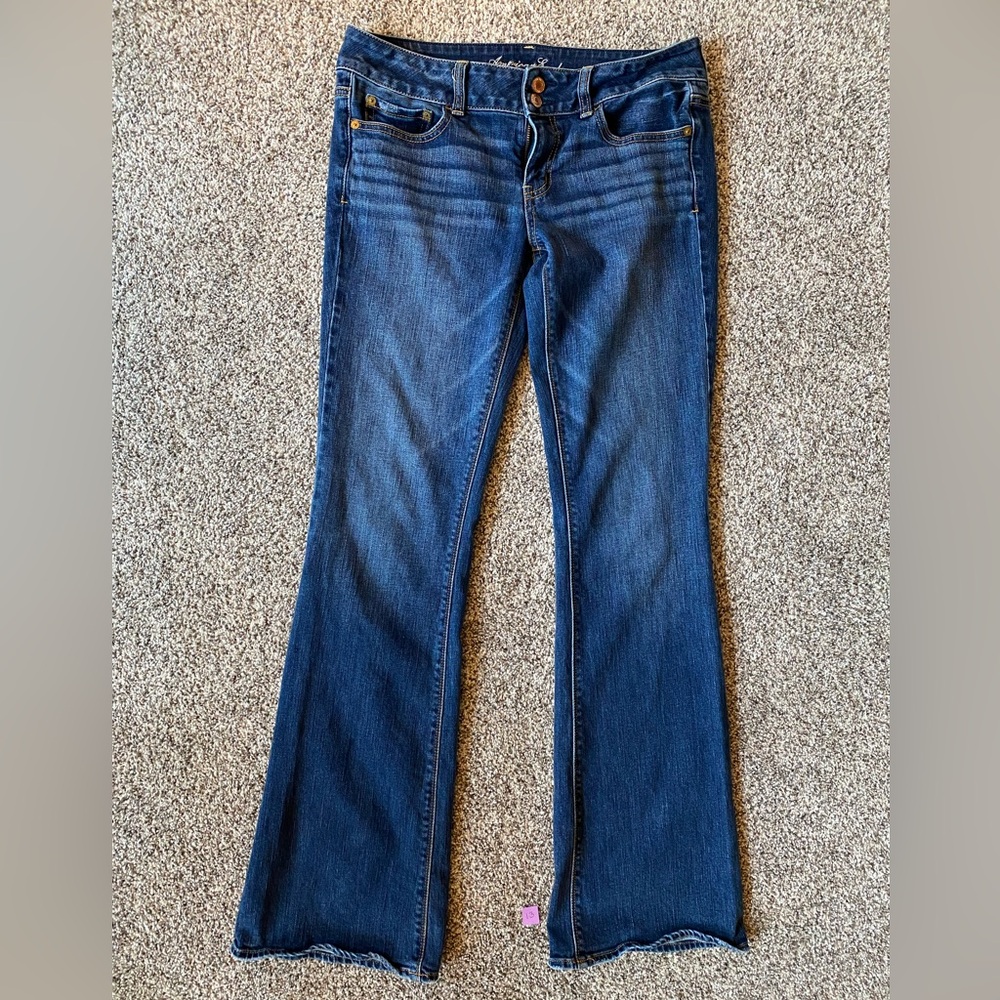American Eagle blue jeans. Artist style. Size 10 X-Long